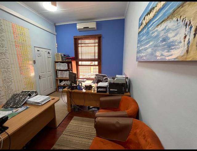 OFFICE FOR SALE IN PIETERMARITZBURG CENTRAL